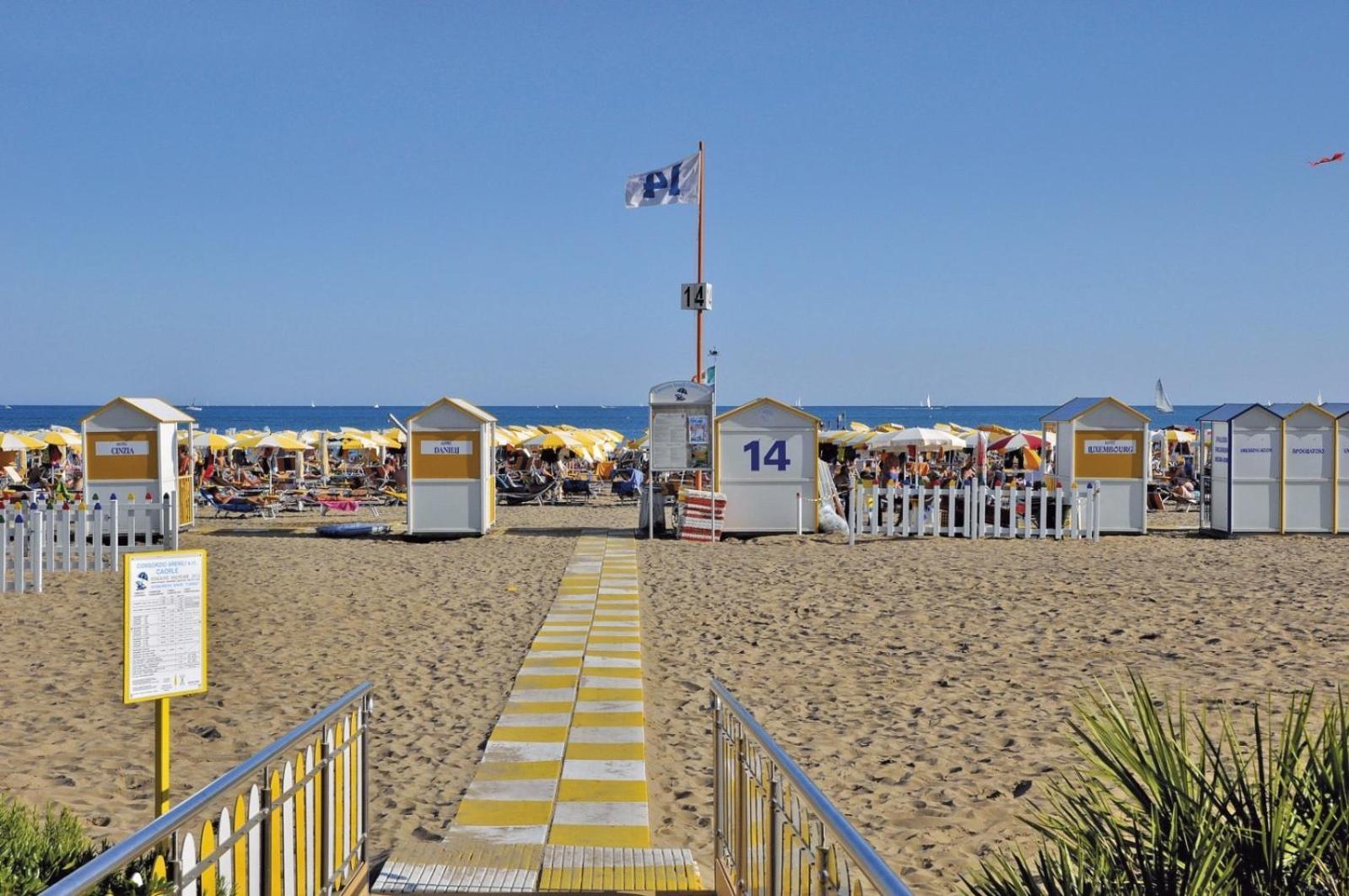 Perla Azzurra 4 *