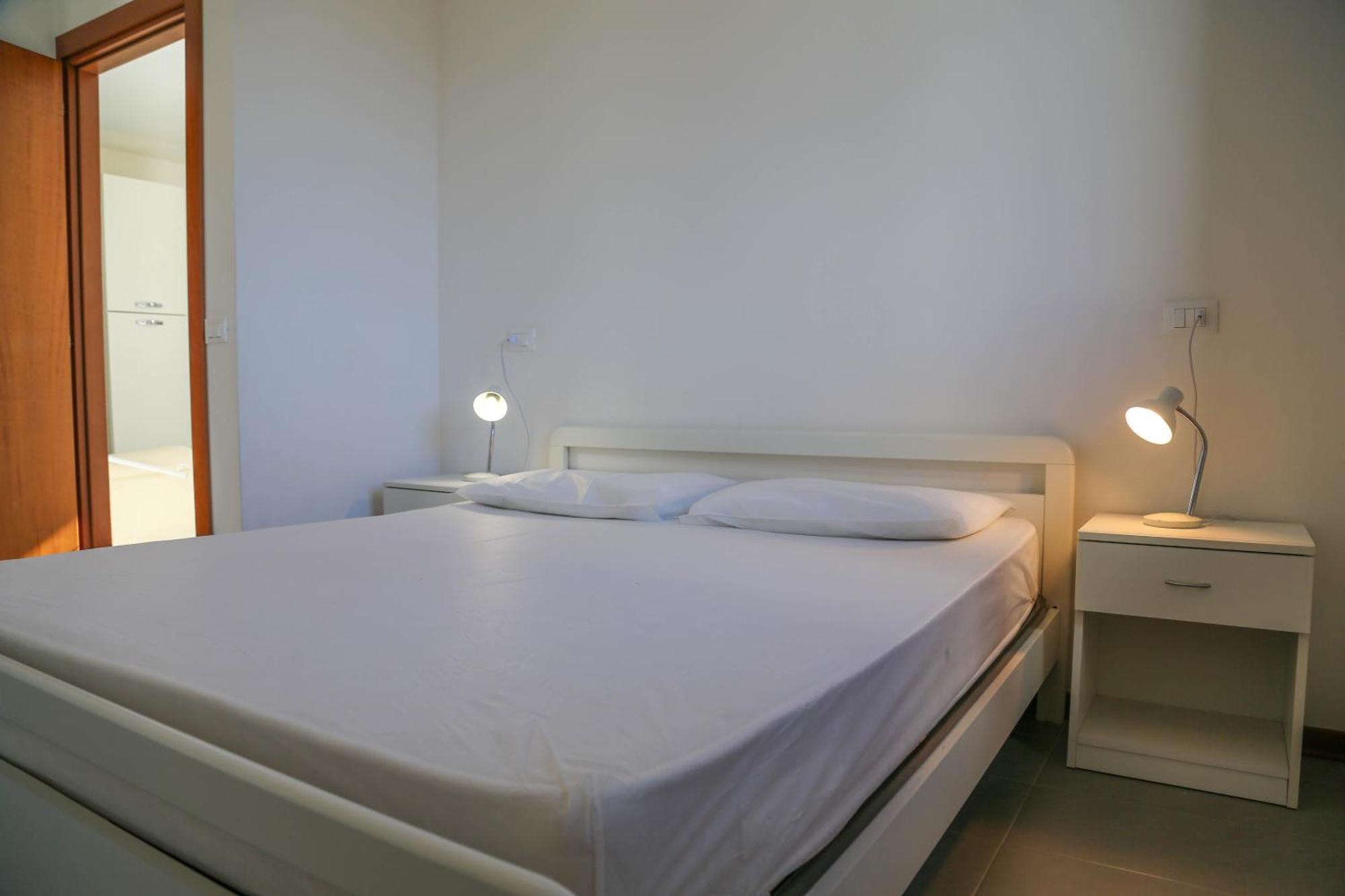 Perla Azzurra 4 *